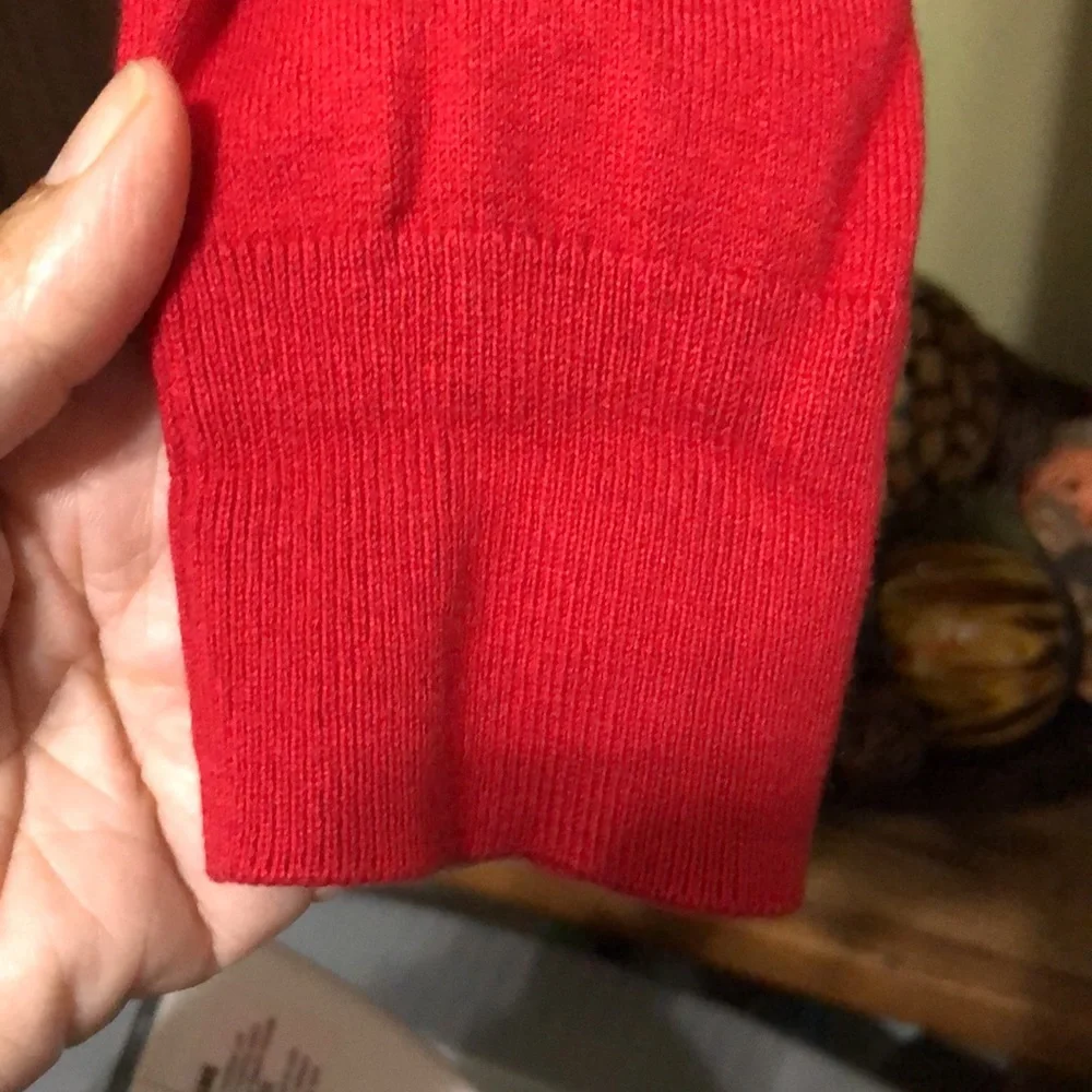 Ann Taylor Ladies Sweater - Picture 6 of 11